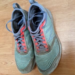 New Balance running shoes size 8.5